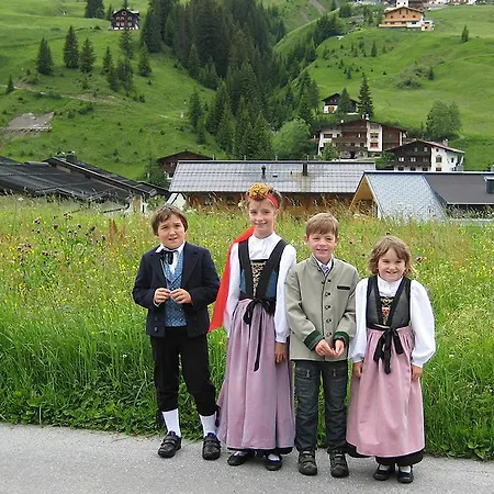 شقة Haus Ricarda *